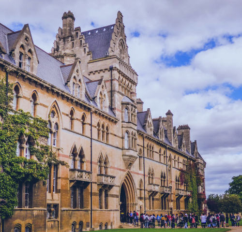 10 Things To Consider When Choosing The Right University Course
